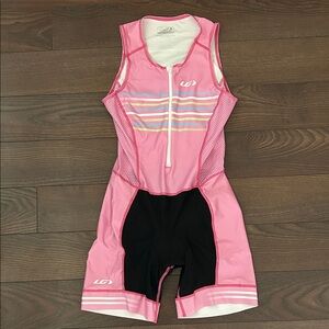 Louis Garneau women’s sleeveless tri-suit